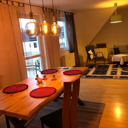 Δωμάτια σε οικογενειακή κατοικία Komfortable Citywohnung In Trierers Fussgaengerzone - 65 Qm - Auch Offbase *